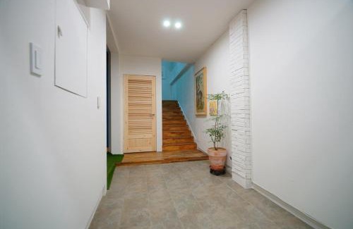 Jeonju Maison | Jeonju Hanok Village Dohwaseoga Stay Private Pension