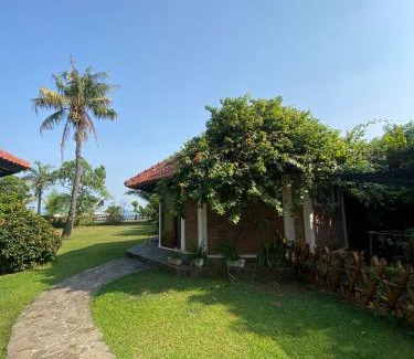 Tahunan Station Balnéaire | Jepara Marina Beach Bungalows