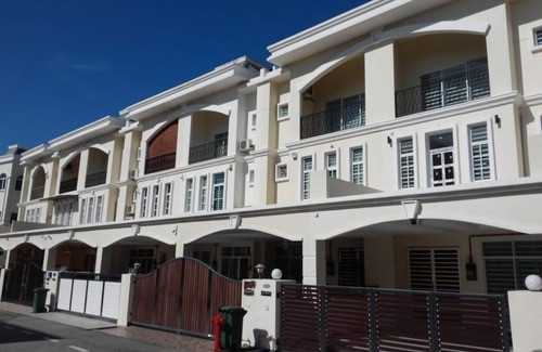 Kampung Sungai Nibong Maison | Homestay Jerejak Villa