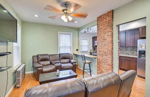 Greenville Appartement | Jersey City Apartment w/ Game Room: 7 Mi to NYC!