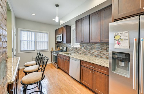 Greenville Appartement | Jersey City Apartment w/ Game Room: 7 Mi to NYC!