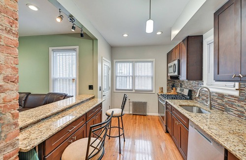 Greenville Appartement | Jersey City Apartment w/ Game Room: 7 Mi to NYC!