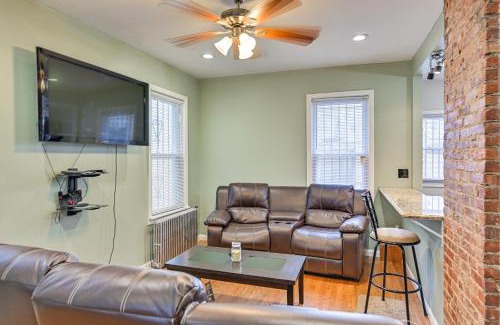 Greenville Appartement | Jersey City Apartment with Game Room 7 Mi to NYC!