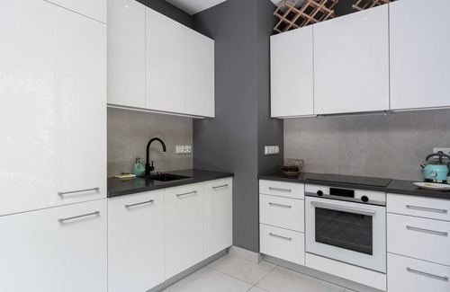 Pradnik Bialy Appartement | Jesionowa Homely Apartment with Garden