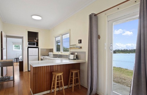 Lakes Entrance Hôtel | Jetty Road on the Beach - Quaint Beach Shack, vous ne pouviez tout simplement pas vous rapprocher de la plage
