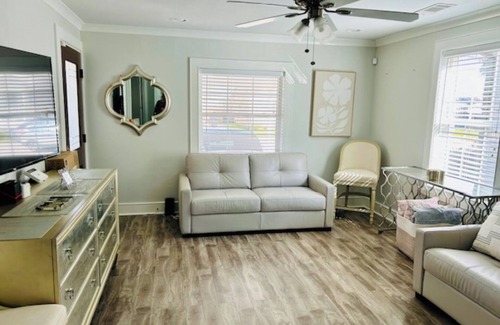 Dillard Maison | JEWEL OF GENTILLY-Cute Comfy 2bd 2bath sleeps 8, close to all the action