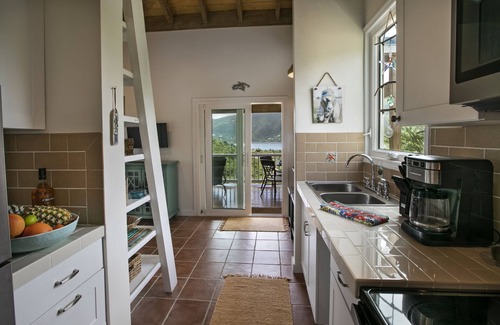 Estate Emmaus Maison | Jewel's View | NOUVEAU pour les amoureux de la concorida!