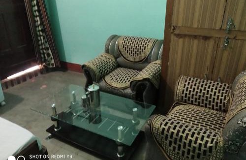 Dhikuli Maison | Jim Corbett Homestay, Beside NEST RESTAURANT, village LADUA, Jim Corbett National Park Near Bijrani, Garjiya Zones