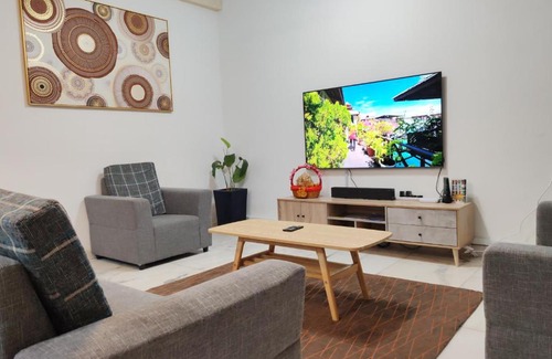 Kota Kinabalu Maison | Jiuhao Homestay 九号民宿 15pax Stay Near Airport & City by Greenage