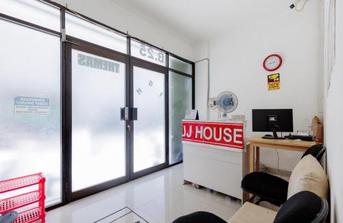 Jakarta Hôtel | JJ House Mitra RedDoorz