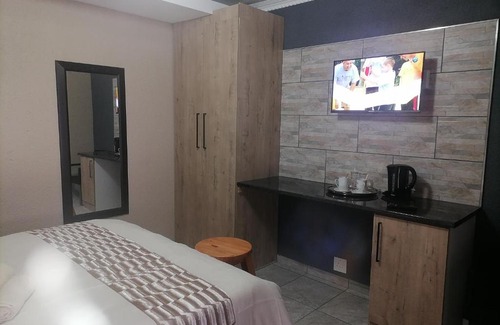 Polokwane Maison | JM Gardens Guest House