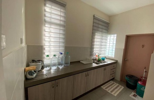 Jenjarom Maison | jm homestay semi d premium
