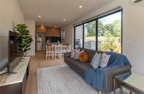 Box Hill South Appartement | Joe-3Bed2Bath New CozyTownhouse