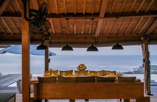 Banjar Villa | 180° Sea View Lovina 4BR Villa