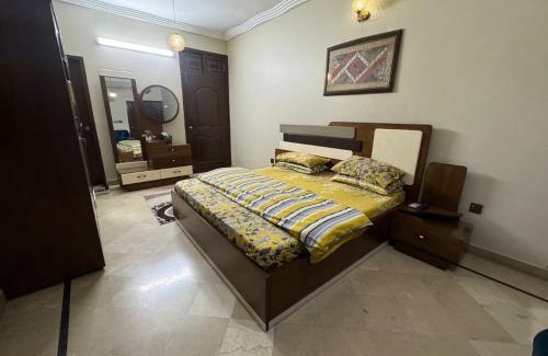 Karachi Appartement | Joher Rooftop Haven-2BR Penthouse in Gulistan e Joher Blk 14