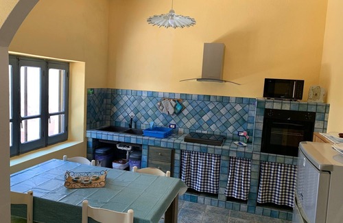 Capo Mannu Maison | Mandriola à quelques pas de la grande maison de vacances à la plage avec 7 lits ..!