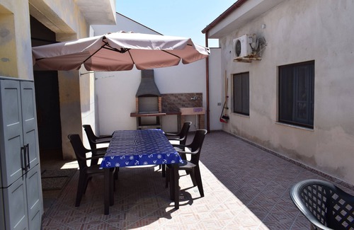 Capo Mannu Maison | Mandriola à quelques pas de la grande maison de vacances à la plage avec 7 lits ..!