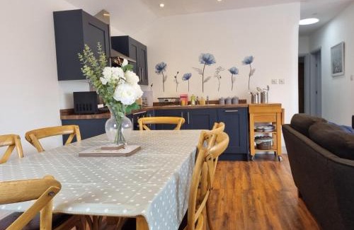 Wedmore Maison | John's Cottage