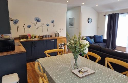 Wedmore Maison | John's Cottage