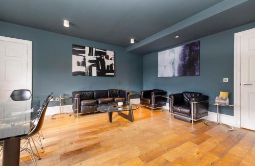 West End Appartement | JOIVY Spacious Apartment next to West End