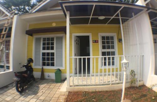 Cibinong Maison | Jojo House