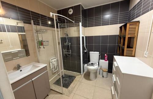 La Celle-sous-Gouzon Appartement | joli appartement dans une résidence calme