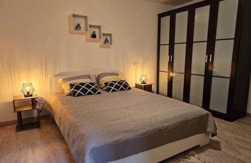 Nantua Appartement | Joli appartement en face de lac