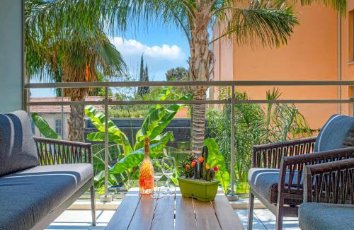 Eze Appartement | Joli deux pièces - Terrasse - Parking - EB