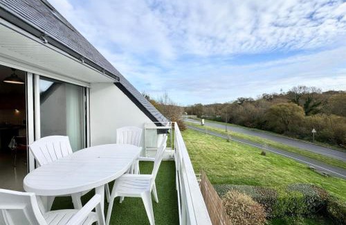 Guidel Appartement | Joli duplex plein bourg - 1km des plages