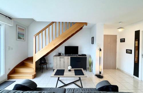 Guidel Appartement | Joli duplex plein bourg - 1km des plages