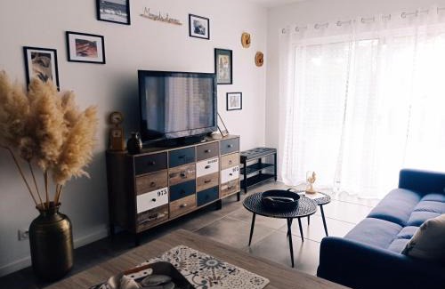 Nerac Appartement | Joli gîte indépendant au calme tout confort wifi climatisation draps et serviettes incluses parking gratuit