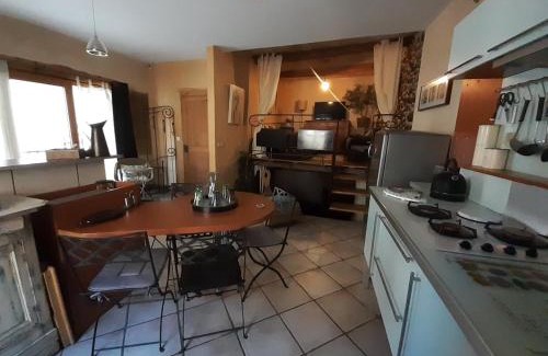 Peret Appartement | Joli loft dans village pittoresque