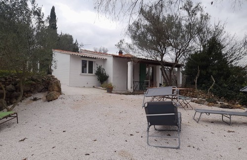 Flassans-sur-Issole Maison | Joli petit cabanon pour farnienter ,à proximité des sentiers de randonnées.