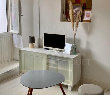 Pleneuf-Val-Andre Appartement | Joli studio avec terrasse à deux pas de la plage