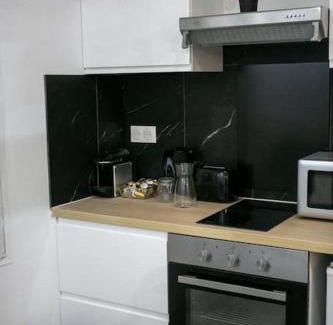 Pithiviers Appartement | Joli studio Clim & Wifi