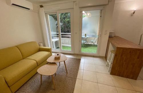 Saint-Roch Appartement | Joli studio climatisé avec terrasse au calme