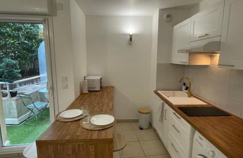 Saint-Roch Appartement | Joli studio climatisé avec terrasse au calme