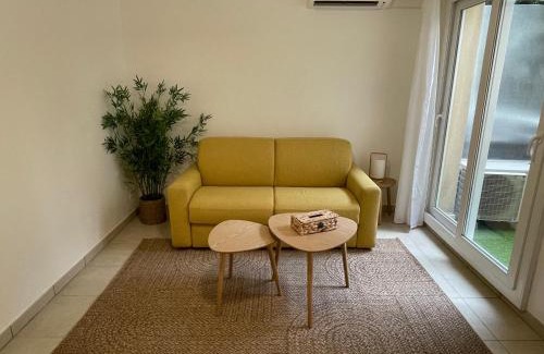 Saint-Roch Appartement | Joli studio climatisé avec terrasse au calme