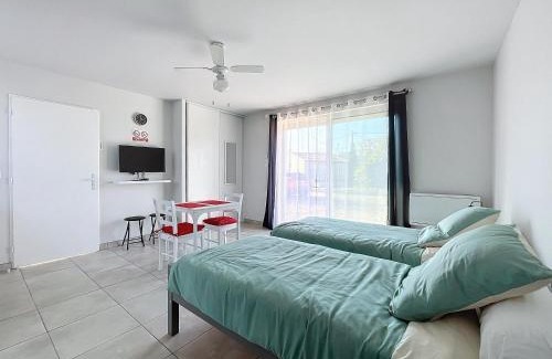 Saint-Aubin-de-Blaye Appartement | Joli Studio proche CNPE du Blayais