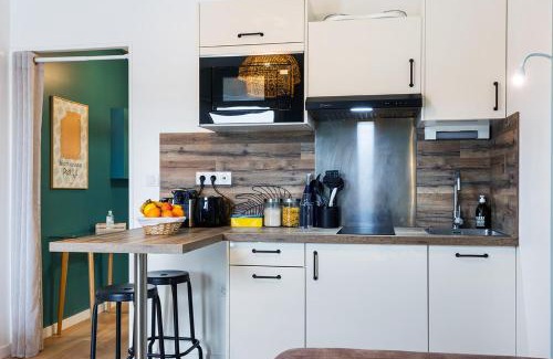 Saint-Joseph de Porterie Appartement | Joli studio - Parking Privé - WIFI Très Haut Débit - Au calme