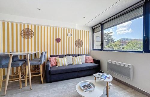 Sablon - Trudaine Appartement | Joli T2 lumineux proche centre & piscine