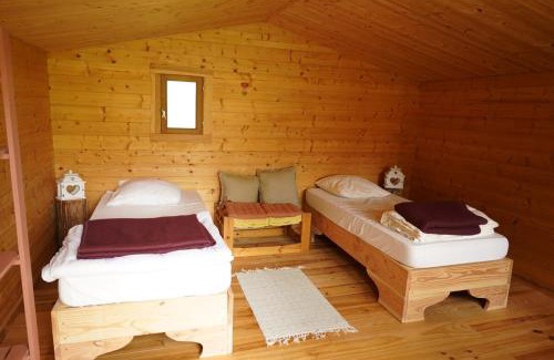 Bugarach Appartement | Jolie cabane avec vue magique sur la montagne