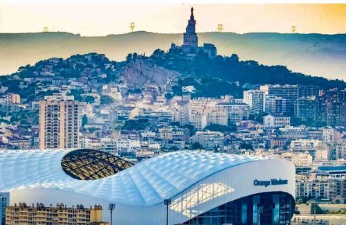 Le Rouet Appartement | Jolie chambre équipée proche vélodrome mer