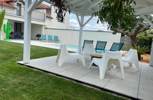 Lherm Maison | Jolie maison avec piscine