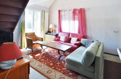 Ferolles-Attilly Maison | Jolie petite maison, résidence privée, grands espaces verts