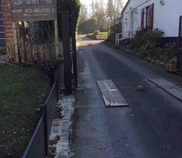 Saint-Amand-les-Eaux Chalet De Ski | Jolie Roulotte tout confort