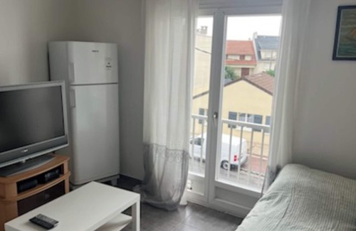 Savigny-sur-Orge Appartement | Jolie studio plein centre-ville