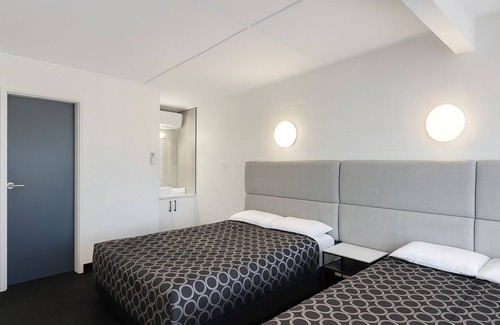 Casula Hôtel | Jolly Knight Motel