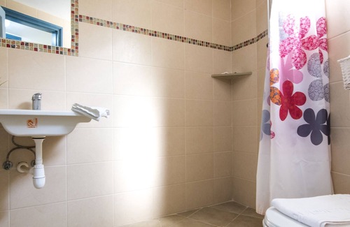 Kfar Ruppin Maison | Jordan Valley Birding Lodge