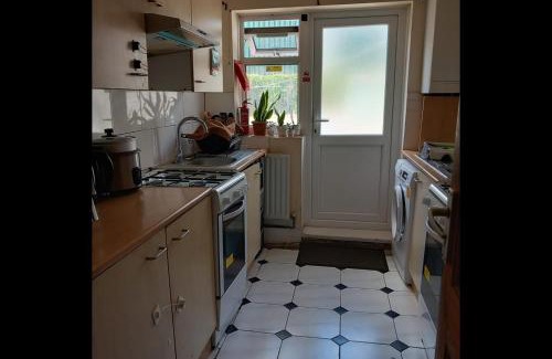 Moffat Maison | JosteeStay Apartments - London Rooms E6 2AU